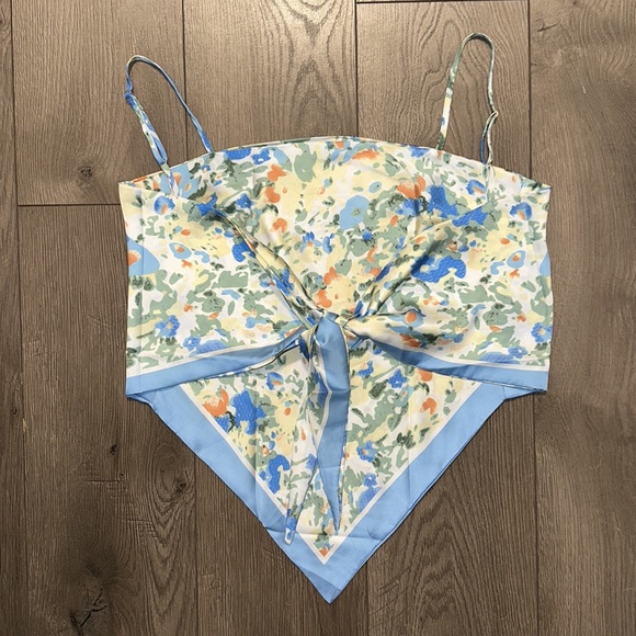 Women’s top - Picture 4 of 5